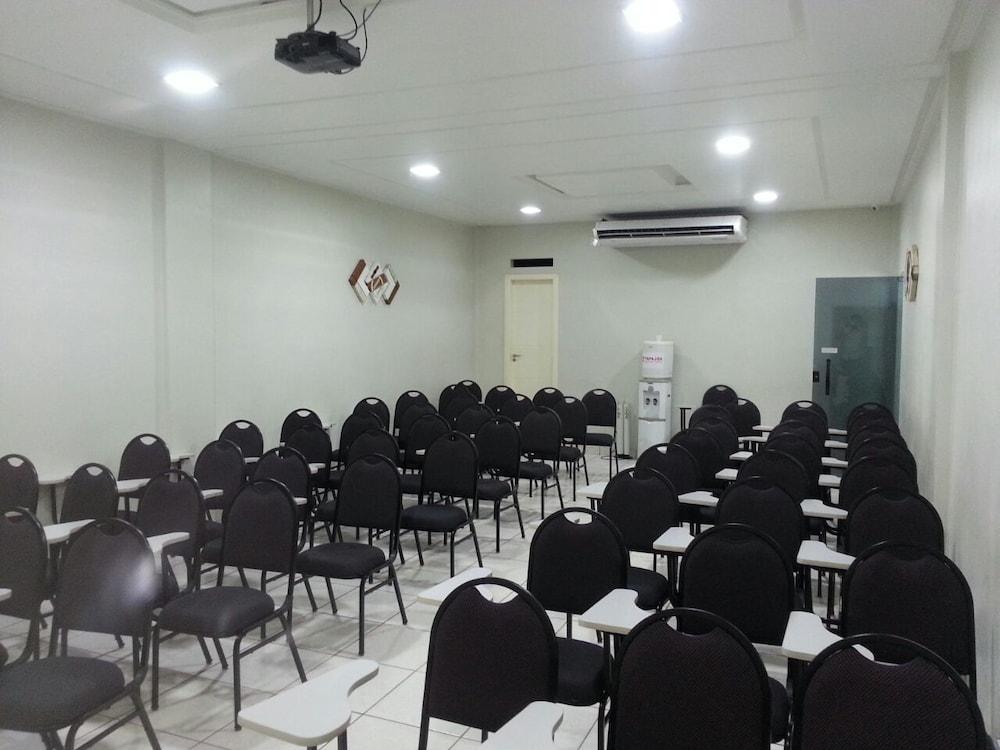 Tapajos Center Hotel Сантарен Екстер'єр фото